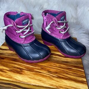 Sperry Saltwater Boot CG57640 Girls Size 6M  With Side Zipper Purple Black